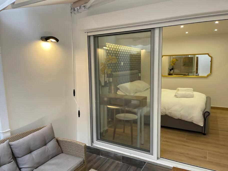 Hideaway Boutique Apartment Atena Exterior foto